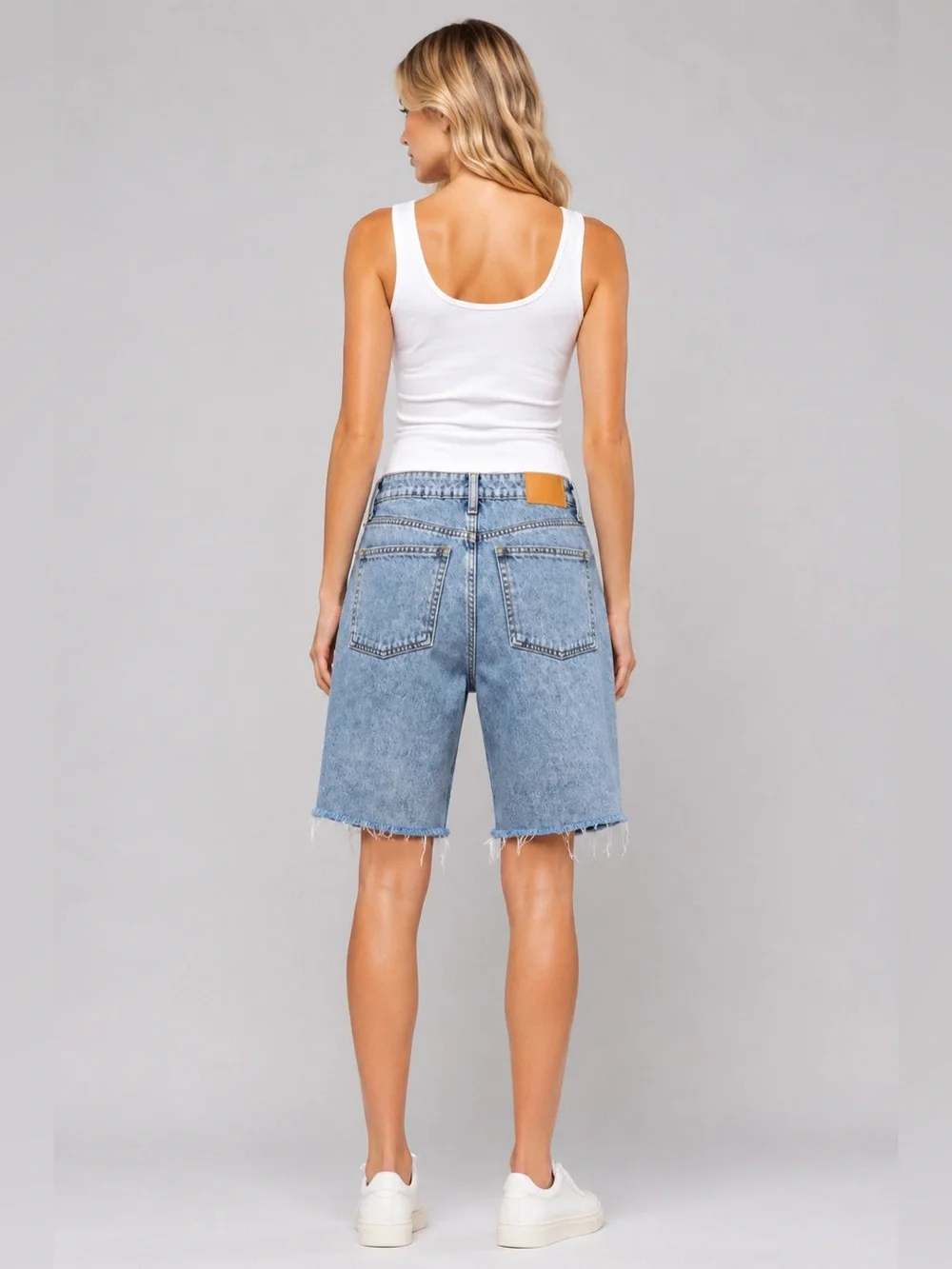 Avec Les Filles Distressed Denim Bermuda Shorts Size 26 8874